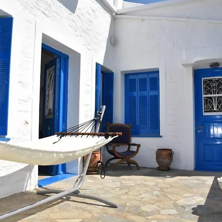 別荘 Traditional Cycladic House With View In Andros Lámira