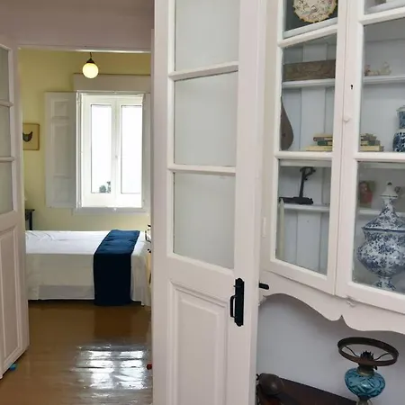 Traditional Cycladic House With View In Andros 別荘