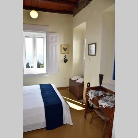 別荘 Traditional Cycladic House With View In Andros Lámira