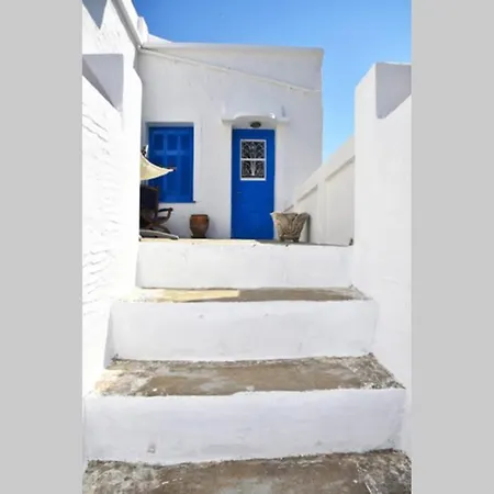 Traditional Cycladic House With View In Andros * Lámira